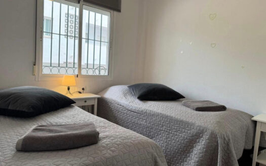 2 bedroom Apartment in Carvajal