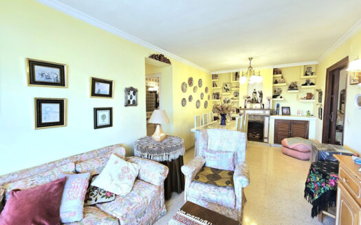 4 bedroom Apartment in Fuengirola