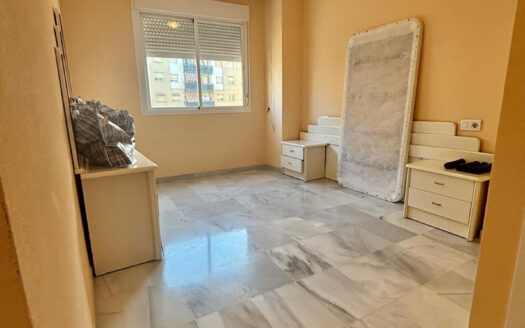 4 bedroom Apartment in Nueva Andalucía