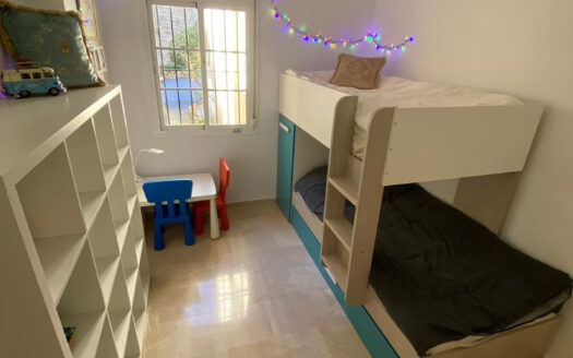 2 bedroom Apartment in Casares Playa