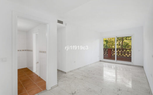 2 bedroom Apartment in Torrequebrada