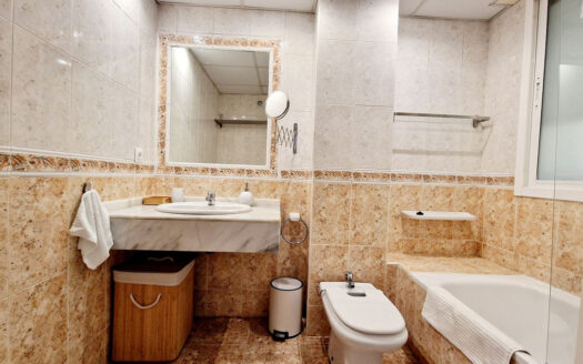 1 bedroom Apartment in Nueva Andalucía
