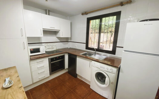 3 bedroom House in Casares Playa