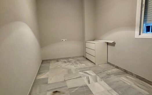 4 bedroom Apartment in Nueva Andalucía