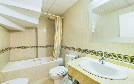 2 bedroom Apartment in Ojén