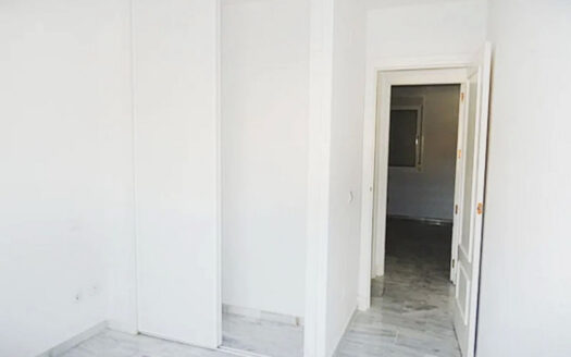 2 bedroom Apartment in Riviera Del Sol