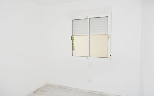 2 bedroom Apartment in Riviera Del Sol