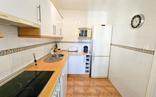 3 bedroom Apartment in Casares Playa