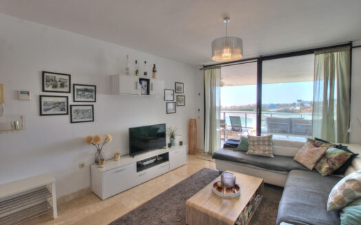 1 bedroom Apartment in Riviera Del Sol