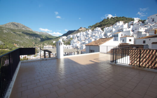 5 bedroom House in Casares