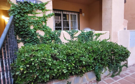 2 bedroom Apartment in Riviera Del Sol