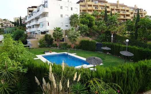 2 bedroom Apartment in Riviera Del Sol
