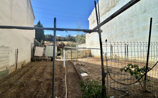 Plot in Fuengirola