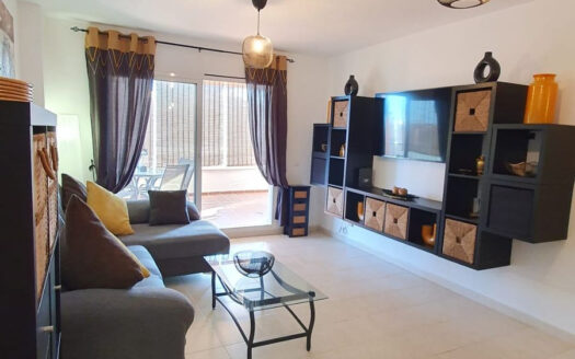 2 bedroom Apartment in Riviera Del Sol