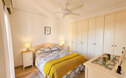 3 bedroom Apartment in Casares Playa