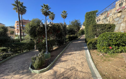 2 bedroom Apartment in Riviera Del Sol