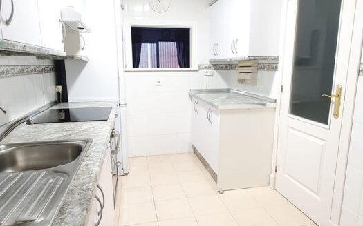 2 bedroom Apartment in Riviera Del Sol