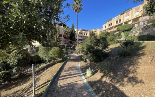 2 bedroom Apartment in Riviera Del Sol
