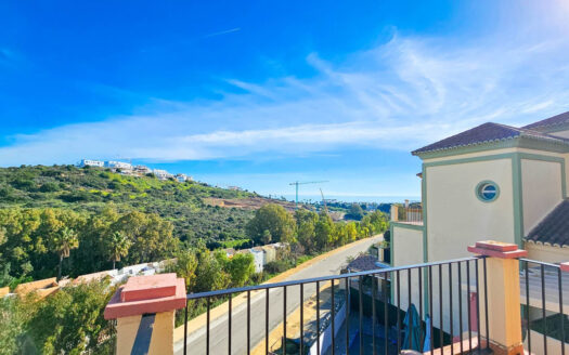 3 bedroom Apartment in Casares Playa