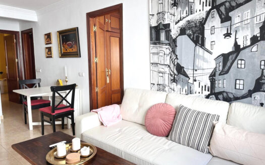 2 bedroom Apartment in Las Lagunas
