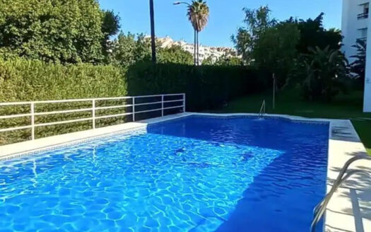 1 bedroom Apartment in Nueva Andalucía