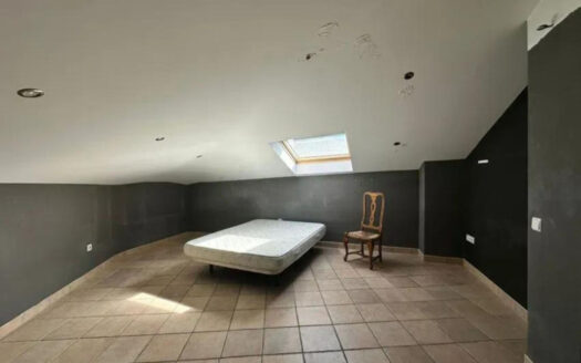 5 bedroom Apartment in Ojén