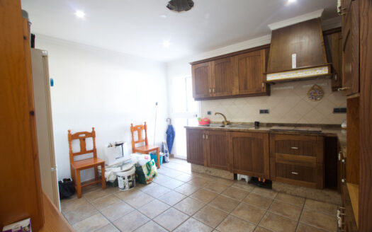 5 bedroom House in Casares