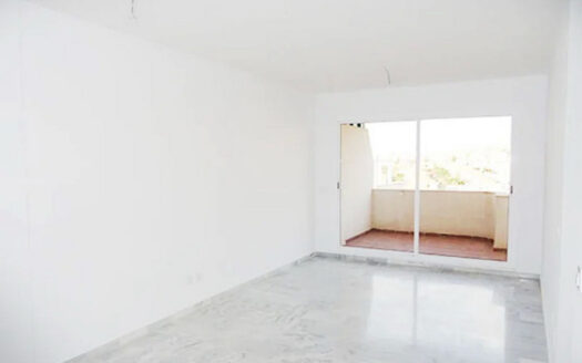 2 bedroom Apartment in Riviera Del Sol