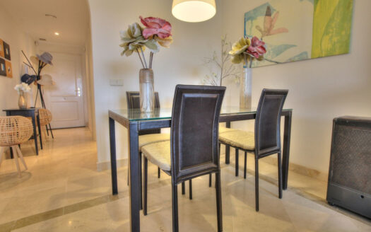 2 bedroom Apartment in Calanova Golf