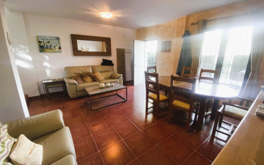 3 bedroom House in Casares Playa