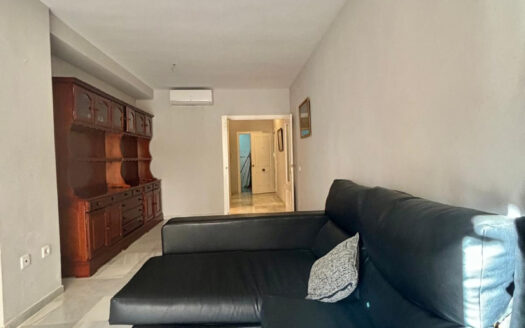 4 bedroom Apartment in Nueva Andalucía
