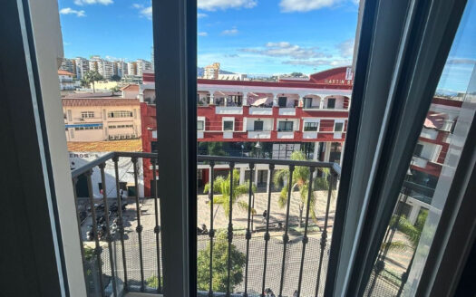 4 bedroom Apartment in Fuengirola