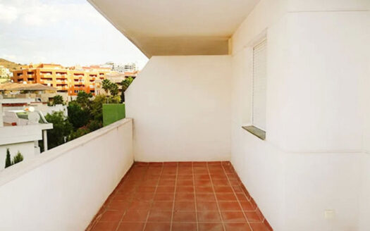 2 bedroom Apartment in Riviera Del Sol