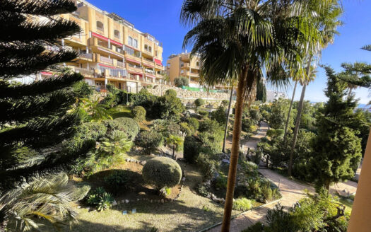 2 bedroom Apartment in Riviera Del Sol
