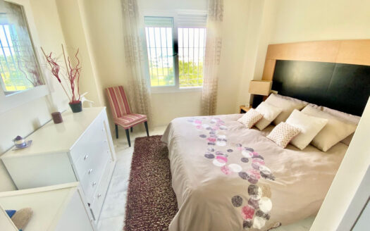 2 bedroom Apartment in Estepona