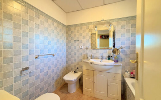 2 bedroom Apartment in Casares Playa