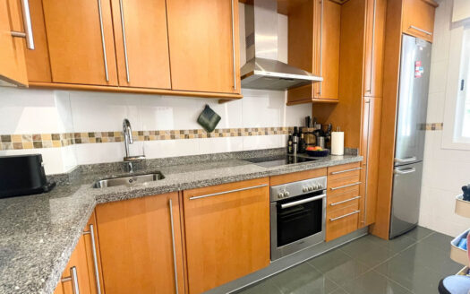 2 bedroom Apartment in Calanova Golf