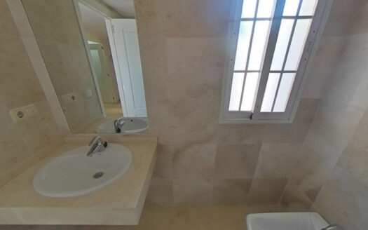 2 bedroom Apartment in Bel Air