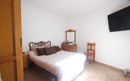 5 bedroom House in Casares