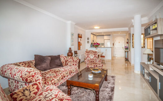 2 bedroom Apartment in Elviria