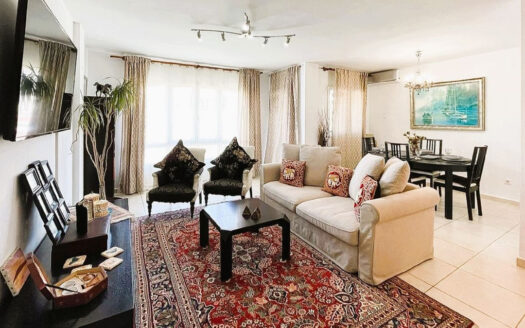 3 bedroom Apartment in La Campana