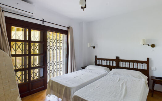 3 bedroom House in El Paraiso