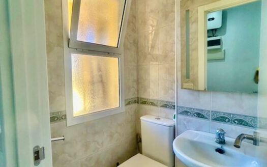 3 bedroom House in New Golden Mile