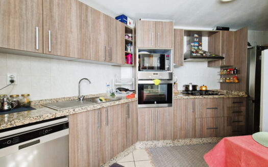 3 bedroom Apartment in La Campana