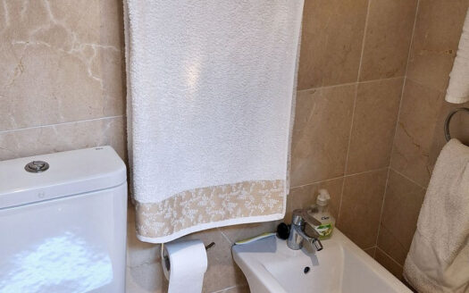 2 bedroom Apartment in Casares Playa