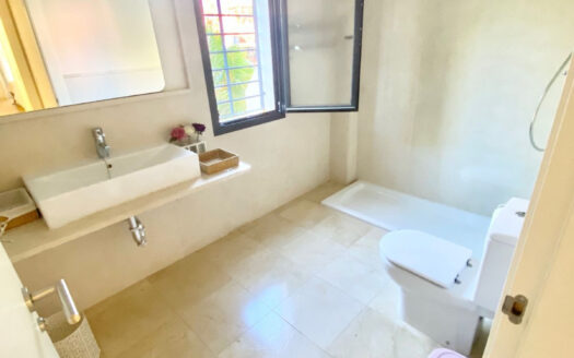 2 bedroom Apartment in Los Flamingos