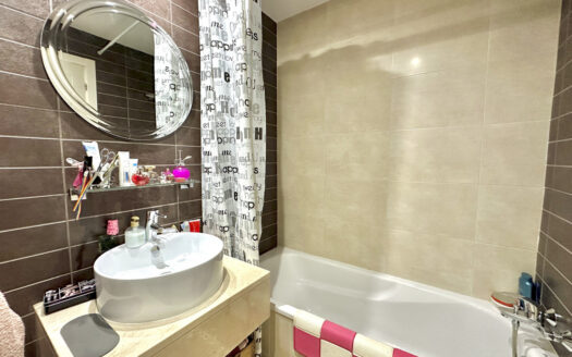 3 bedroom Apartment in Estepona
