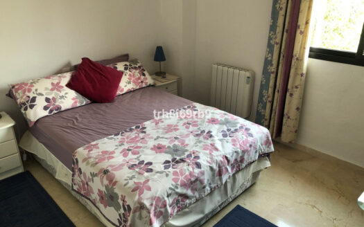 3 bedroom Apartment in Estepona