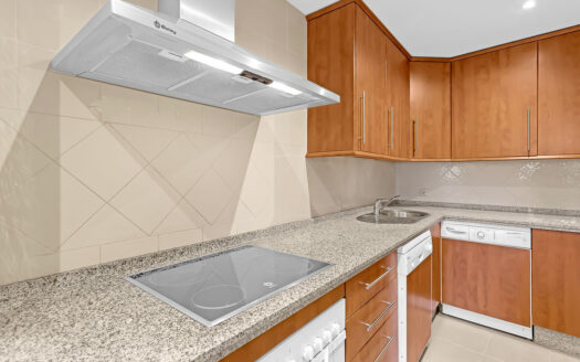 3 bedroom Apartment in Elviria