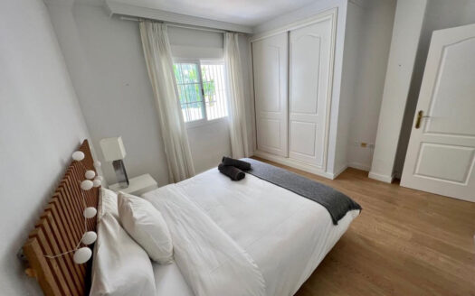 2 bedroom Apartment in Nueva Andalucía
